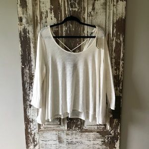 American Eagle flowy top